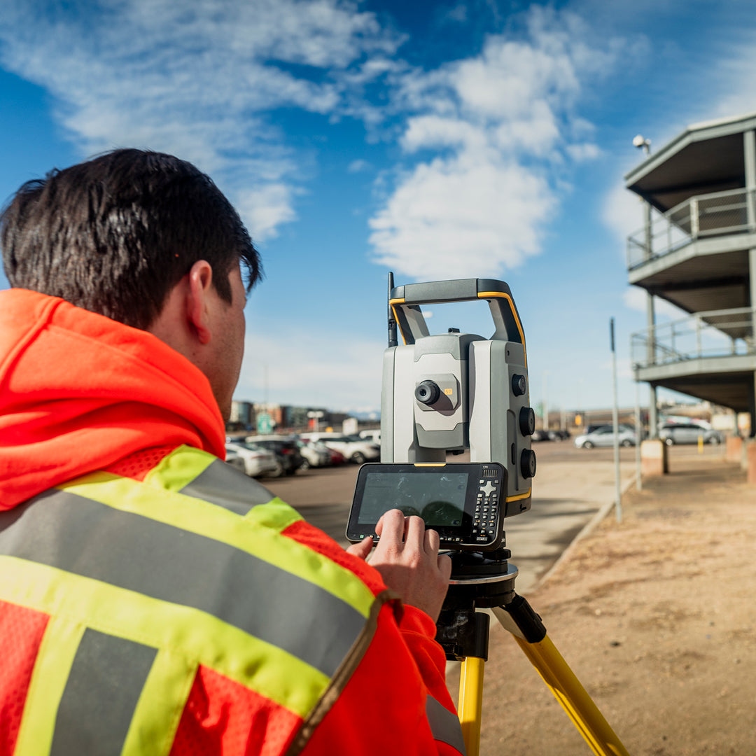 Trimble T70