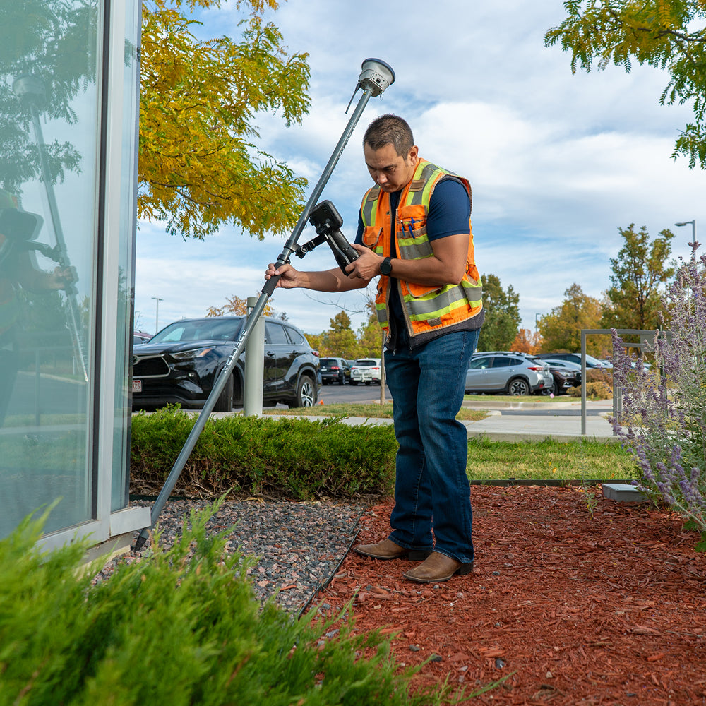 Spectra Geospatial SP100 GNSS